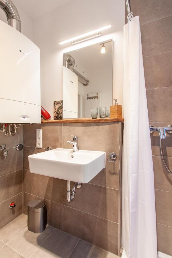 Modern & Spacious Apartment For Up To 8 Persons Würzburg Exterior foto